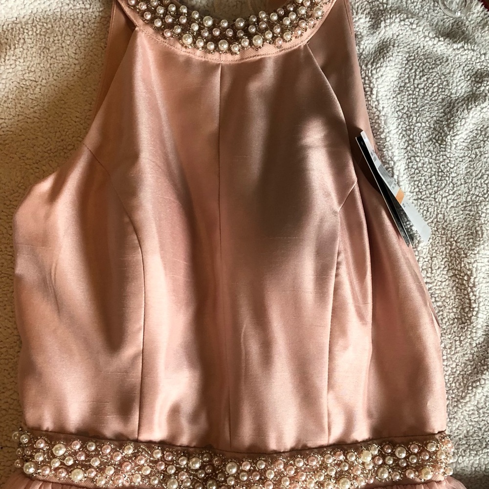 Junior size 7 formal wear